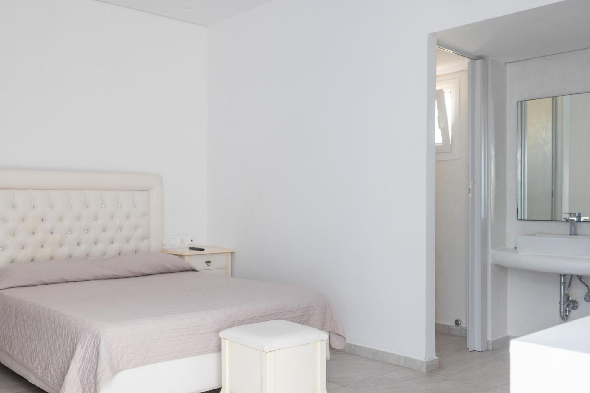 La Villa Rooms Mykonos Town Bagian luar foto