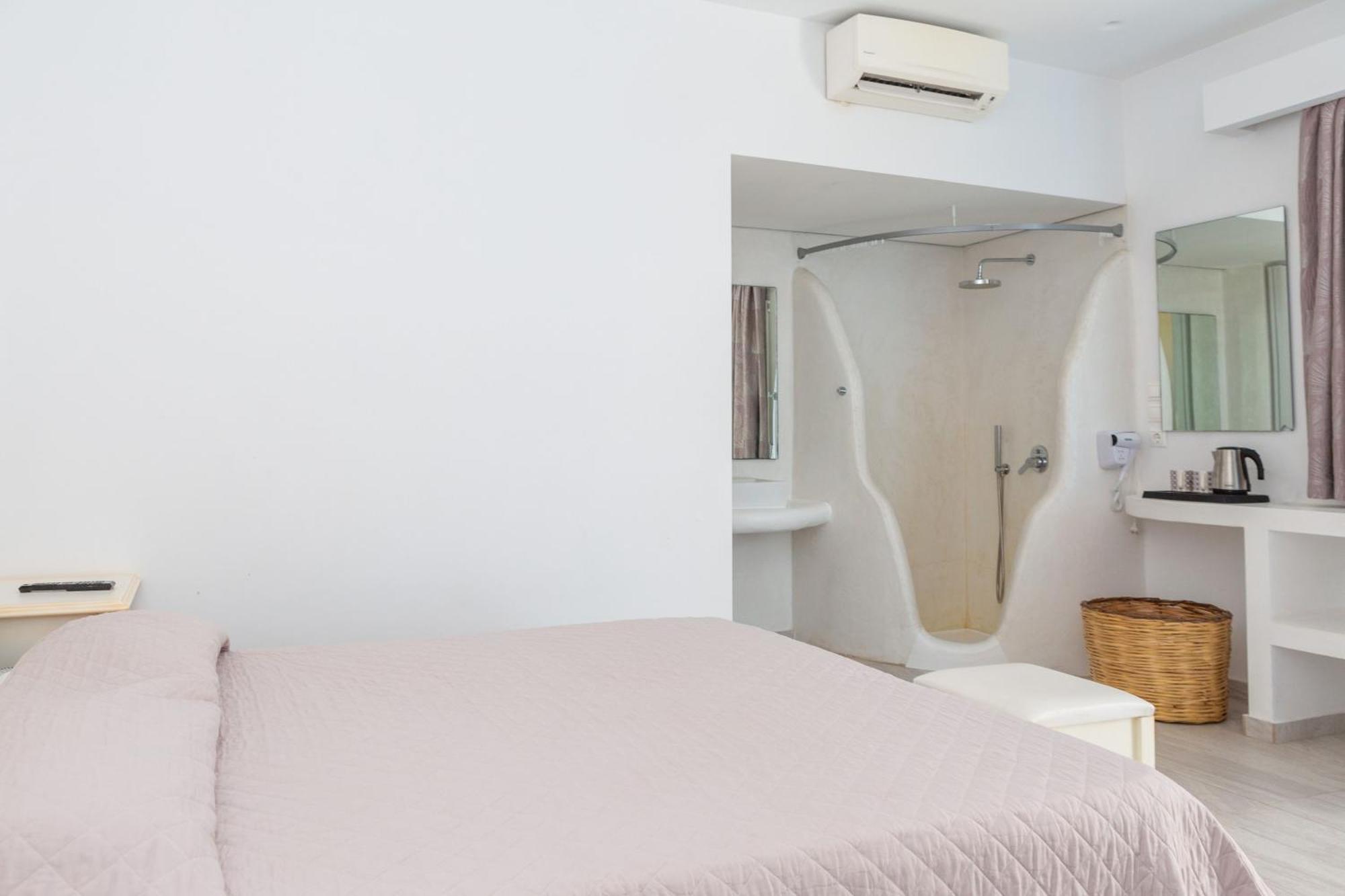 La Villa Rooms Mykonos Town Bagian luar foto